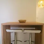 Daire City-break Studios- Near Acropolis Atina